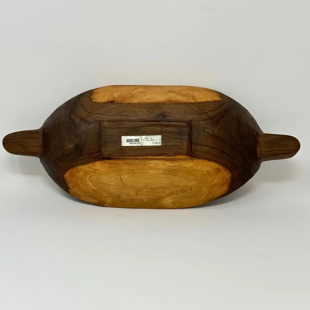 Unbranded hand carved